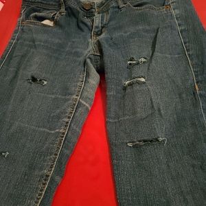 156 distress cut off capri tags